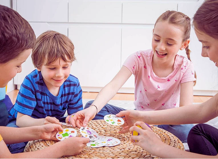classic card game with shopping list and animals